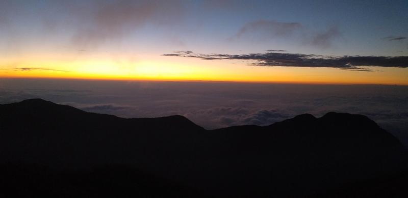 常念岳のご来光